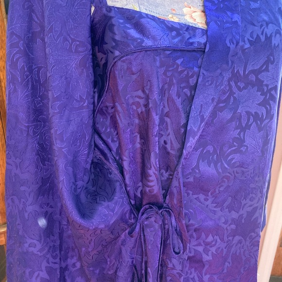 PARISIAN-Intimates Robe & Slip Set - Picture 3 of 11